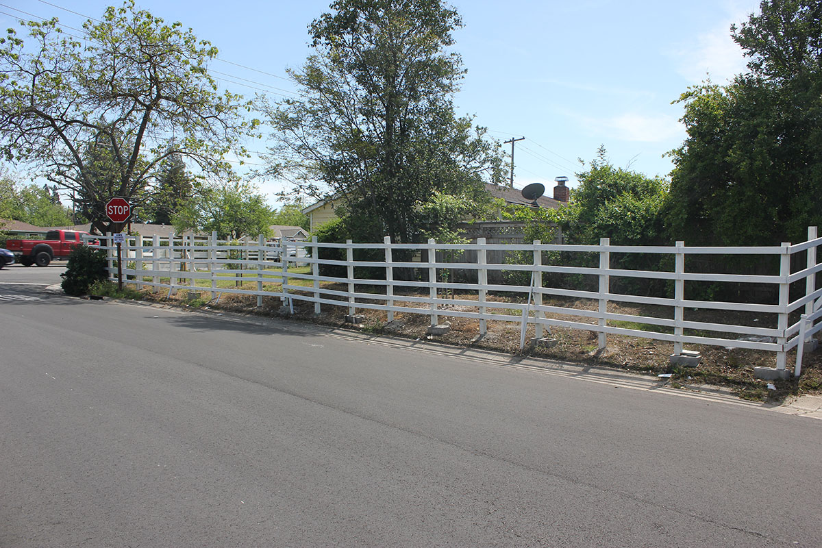 Horizontal Fencing