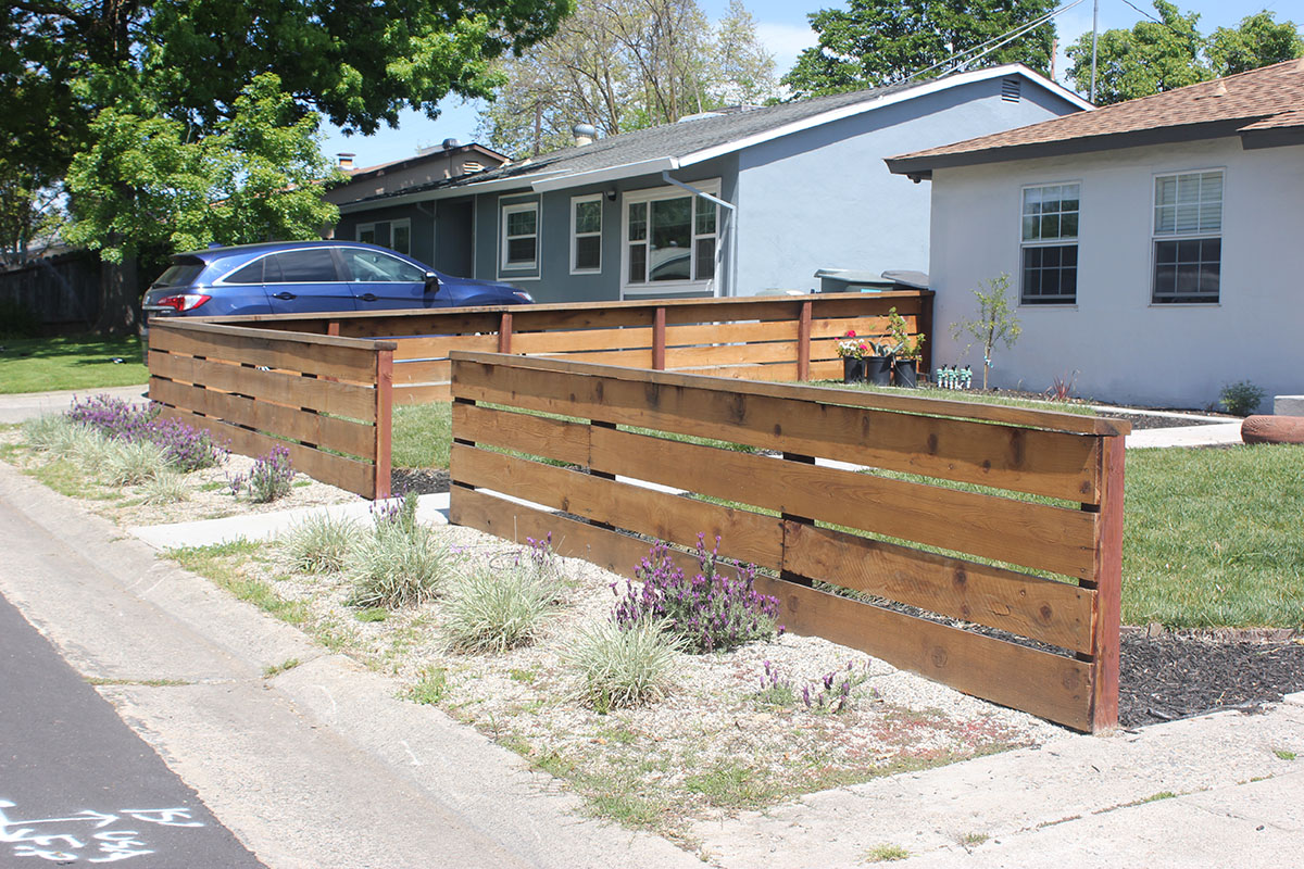 Horizontal Fencing