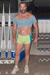 6' 0, 210 lbs.
