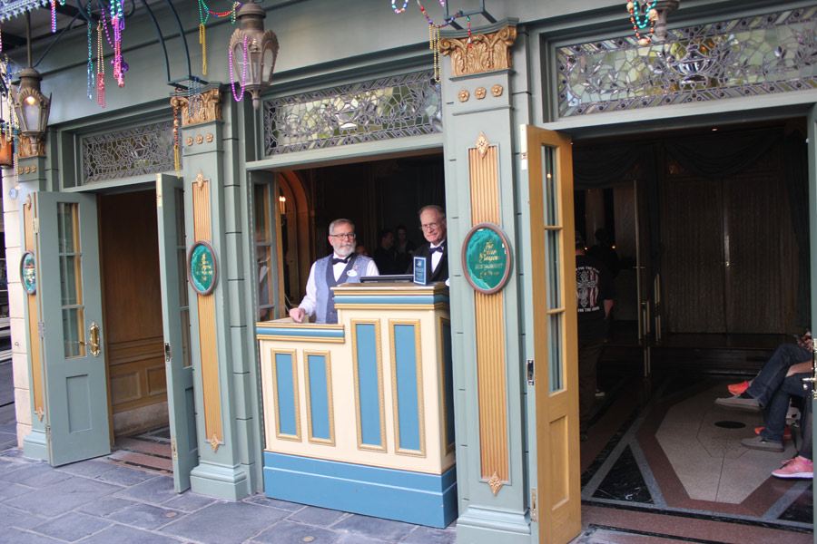 Power Outlets  at Disneyland