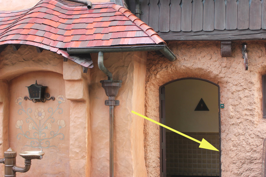 Power Outlets  at Disneyland