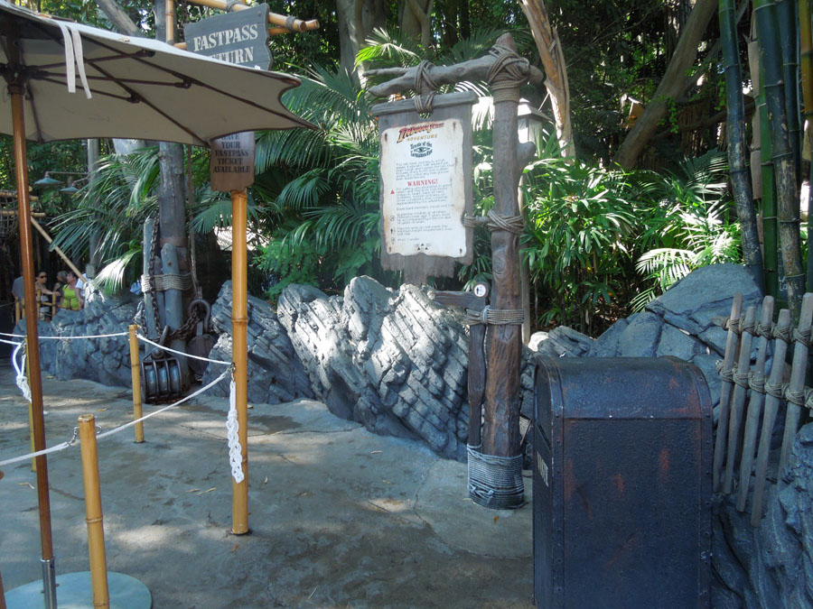 Disneyland Indiana Jones Ride