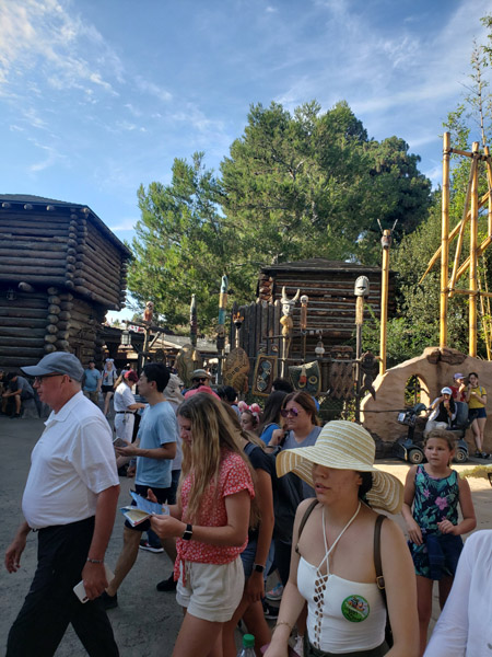 Disneyland Adventureland: North Side