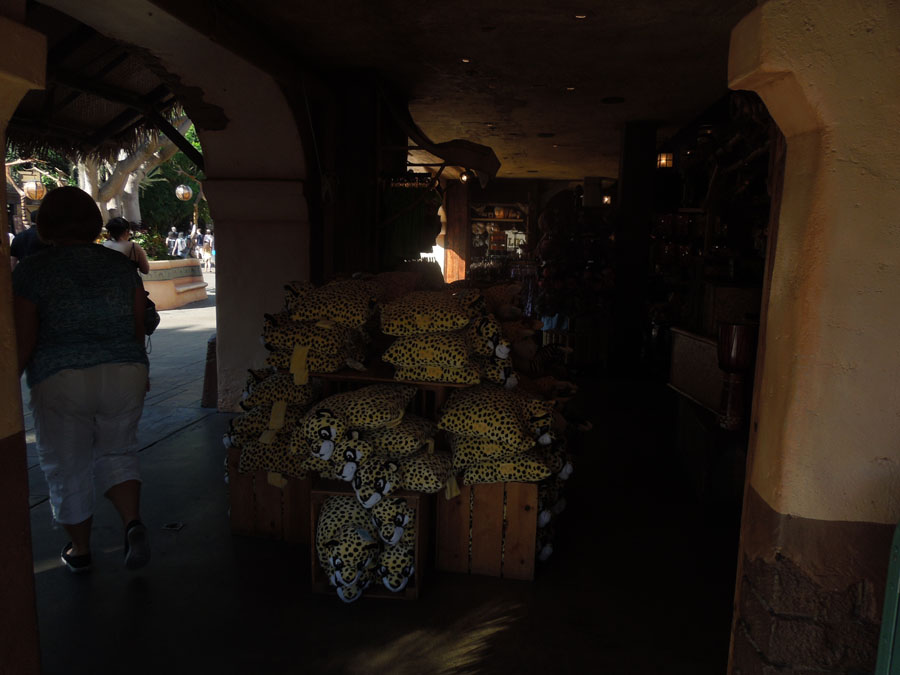 Disneyland Adventureland: North Side