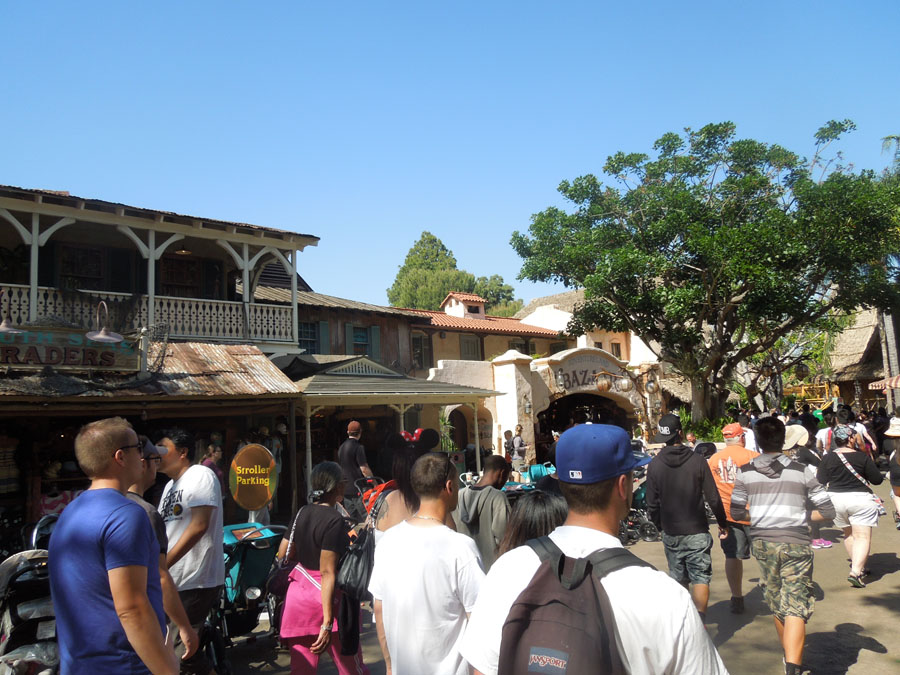 Disneyland Adventureland: North Side