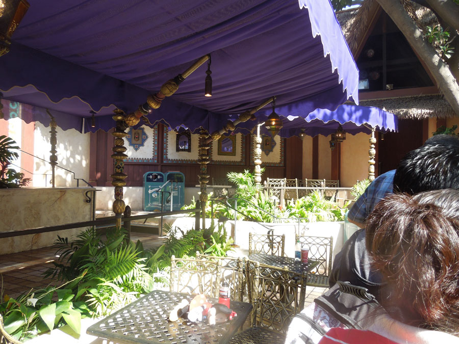  Aladdin's Oasis in Disneyland