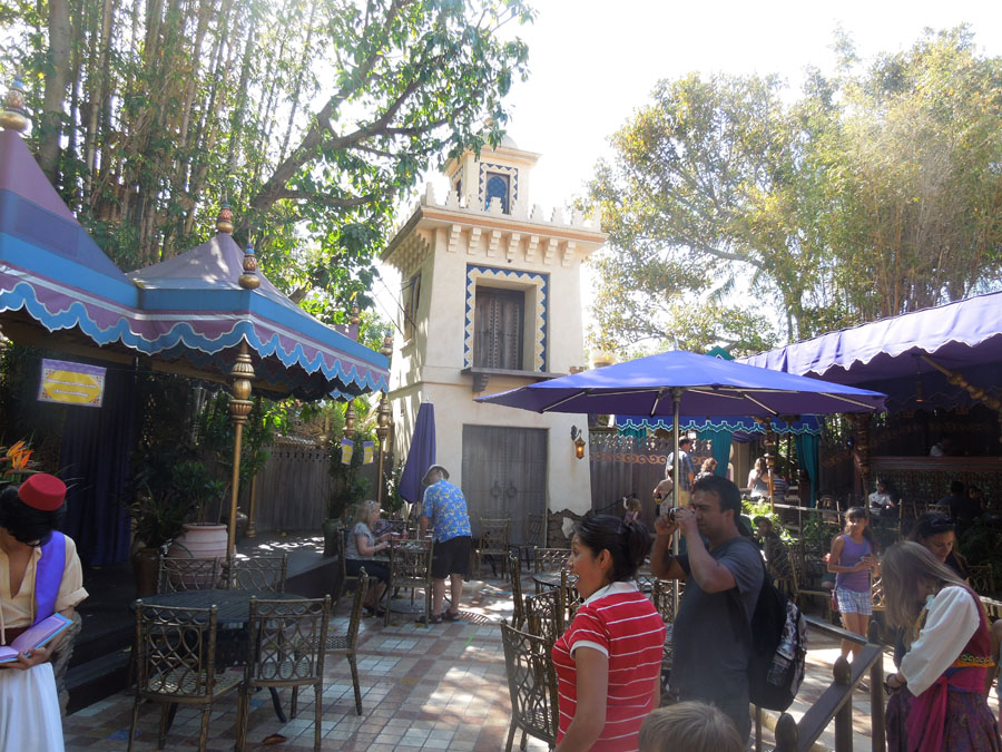 Aladdin's Oasis in Disneyland