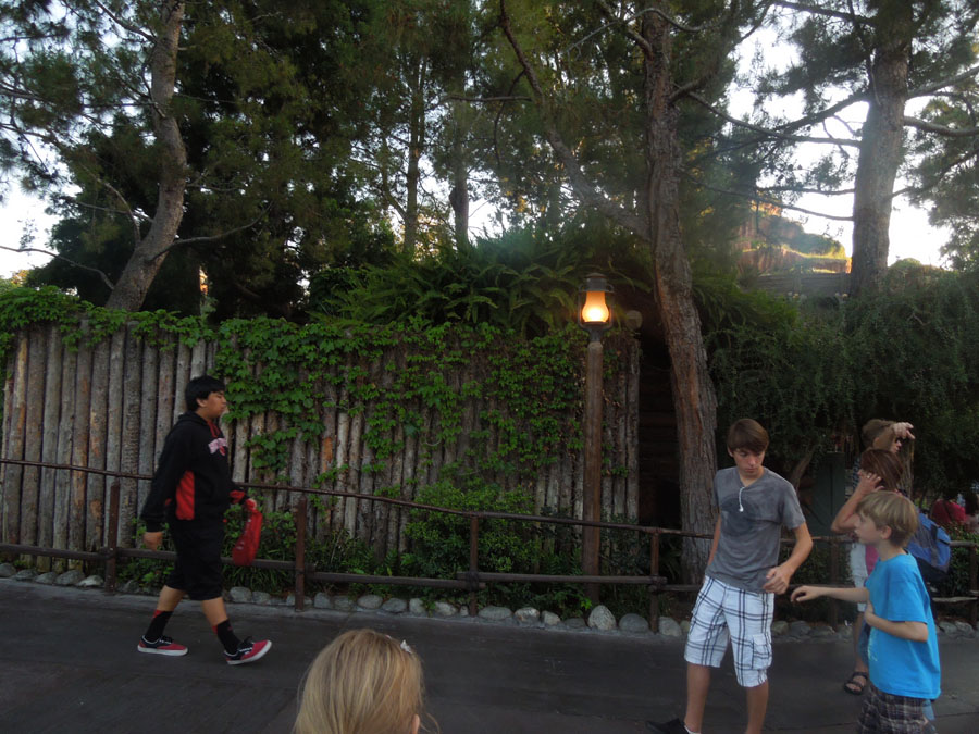 Disneyland Critter Country Riverside Picture