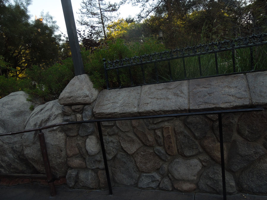 Disneyland Critter Country Riverside Picture