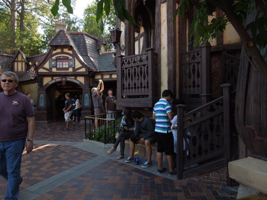 Disneyland Fantasy Faire Picture