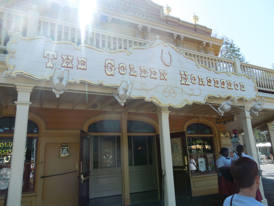 Disneyland Frontierland