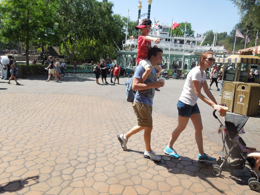 Disneyland Frontierland