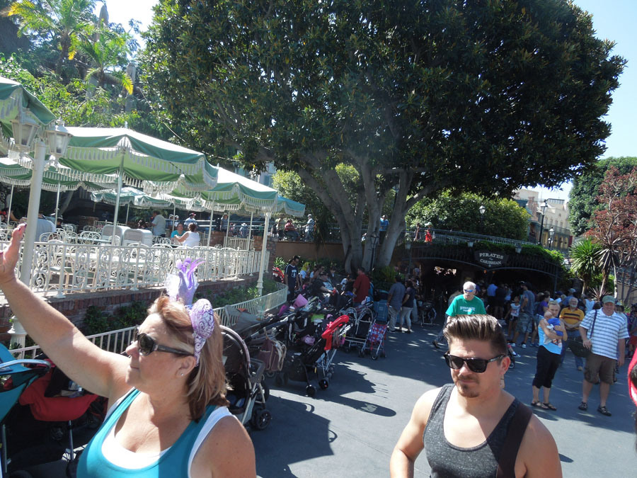 Disneyland Frontierland Streets