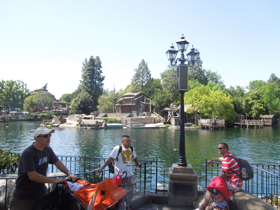 Disneyland Frontierland Streets