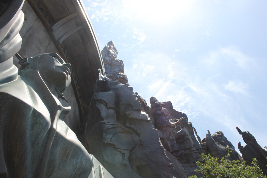 Den of Antiquities in Galaxy's Edge