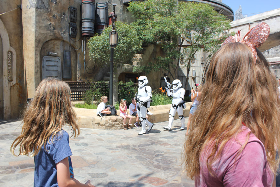 Cantina in Galaxy's Edge