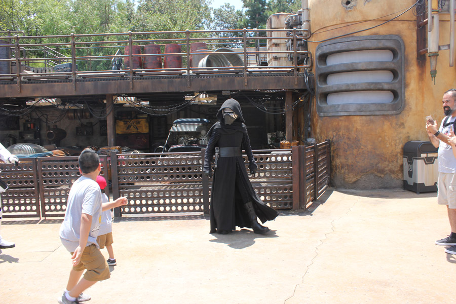 Droid Depot in Galaxy's Edge