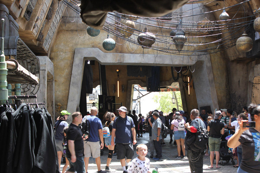 Bazaar of Shops in Galaxy's Edge