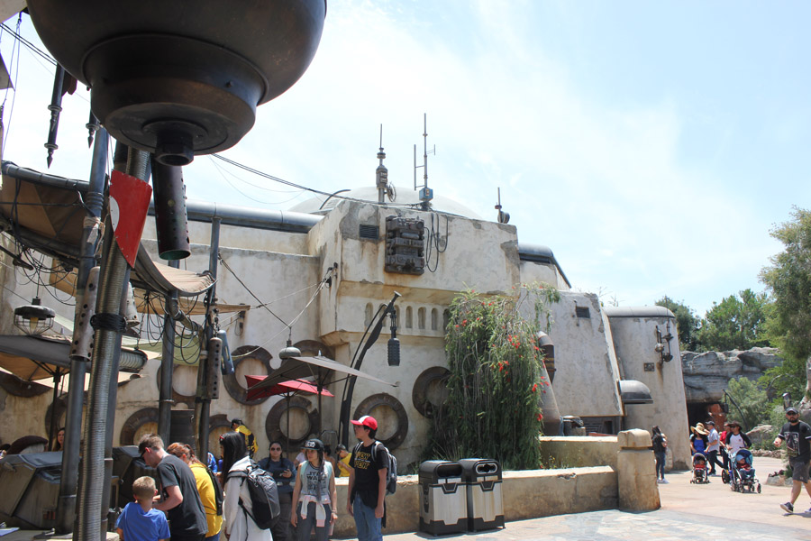 Bazaar of Shops in Galaxy's Edge