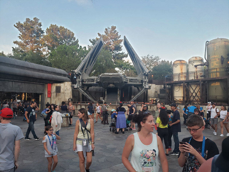 Tunnel Entrance to Galaxy's Edge