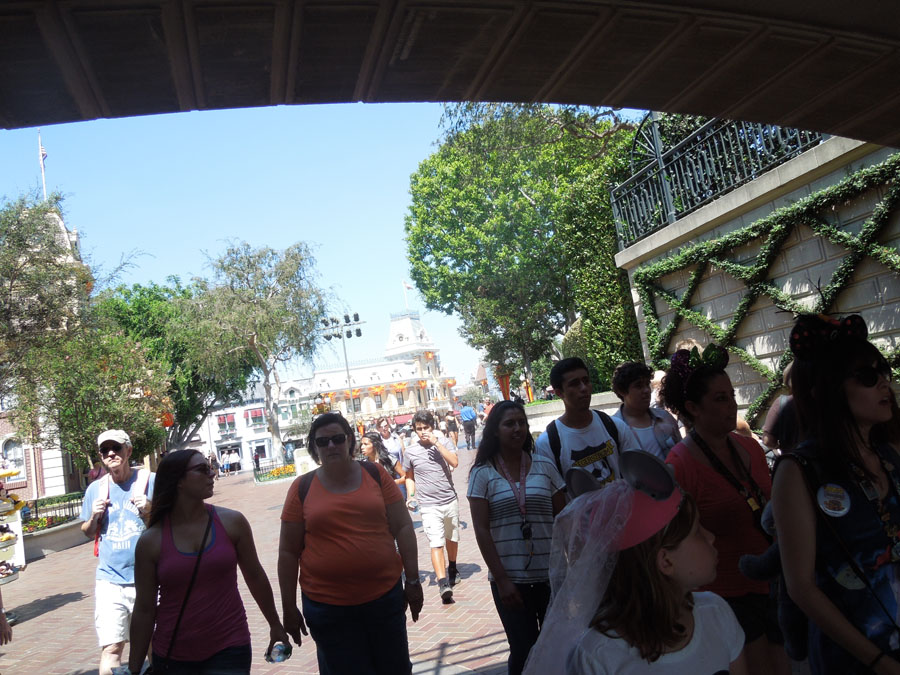 Disneyland Main Street Picture
