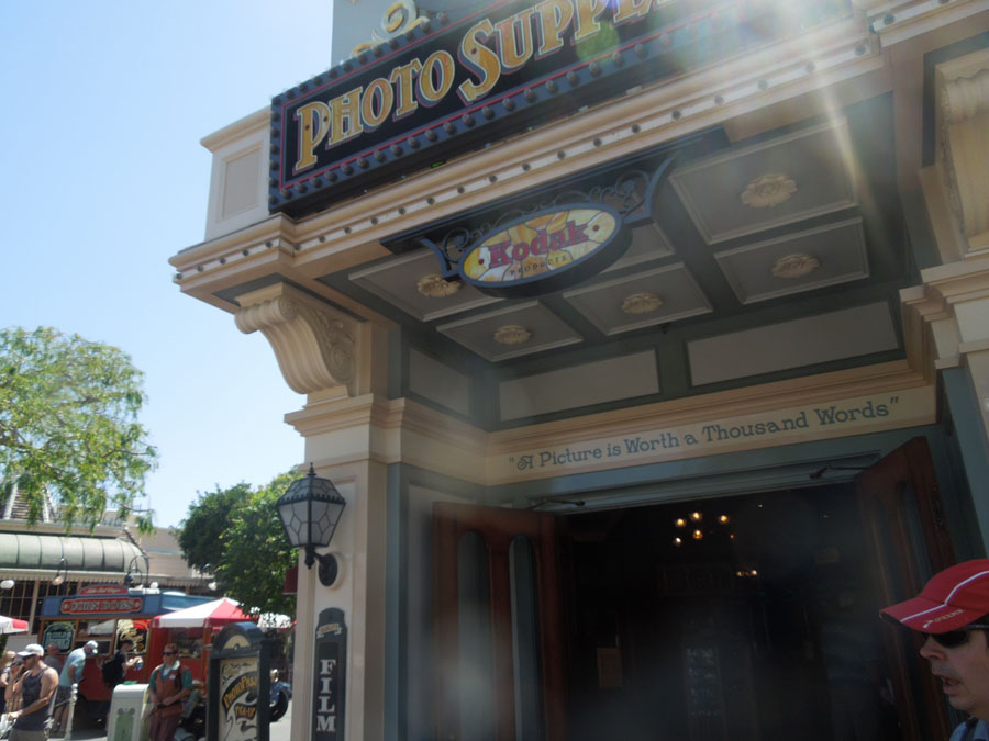 Disneyland Center Circle Picture