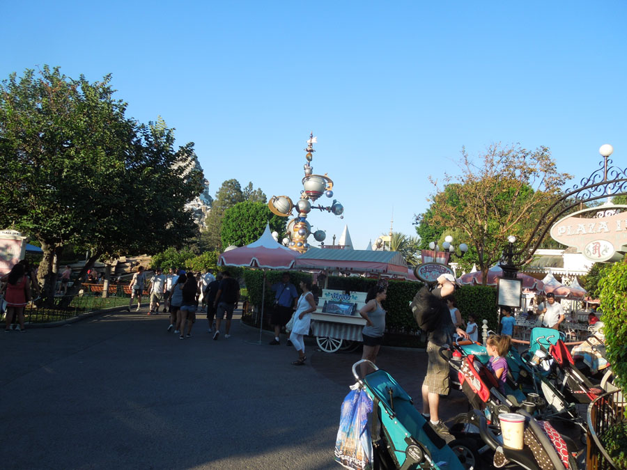 Disneyland Plaza Inn Picture