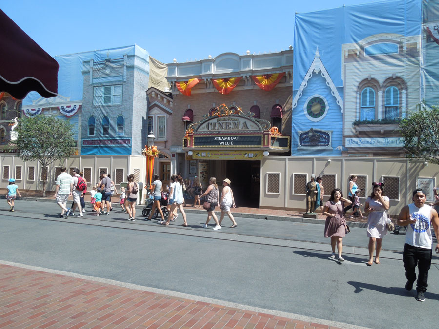 Disneyland Main Street Picture
