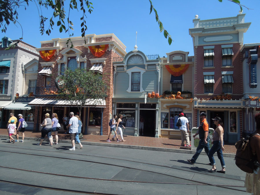 Disneyland Main Street Picture