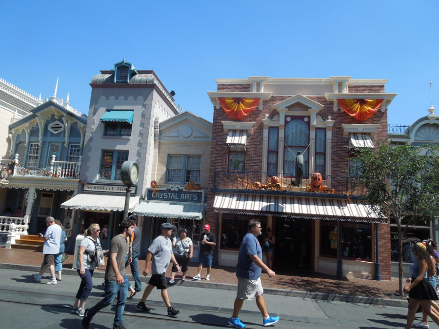 Disneyland Main Street Picture