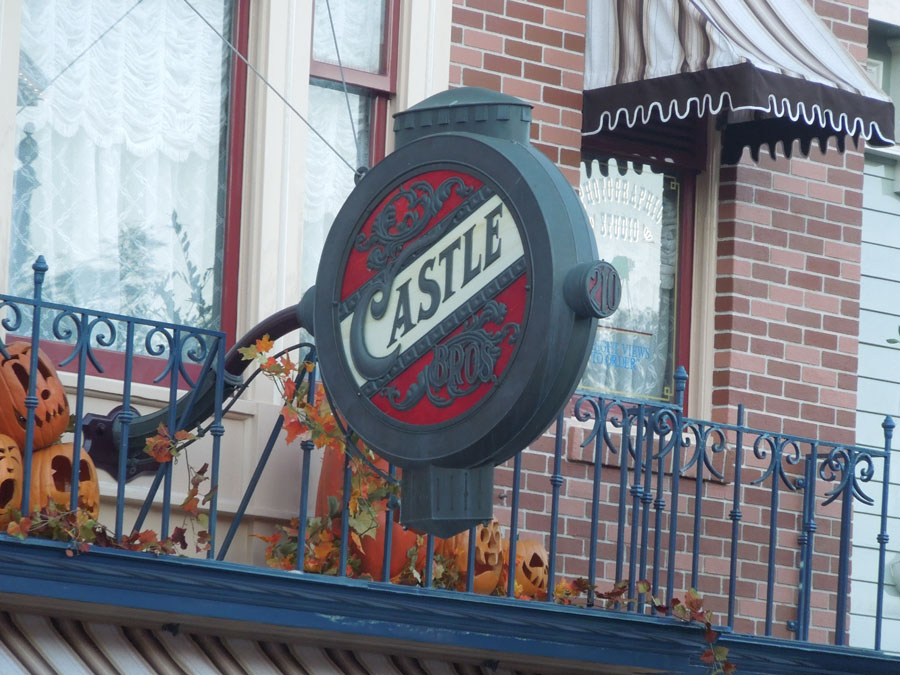 Disneyland Main Street Picture