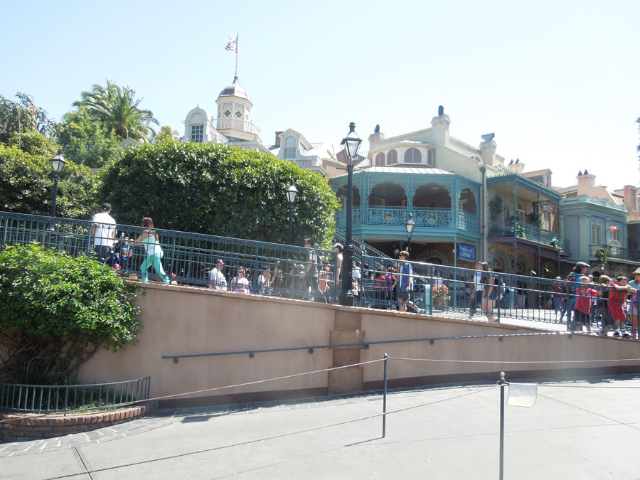 Pirates of the Caribbean in Disneyland