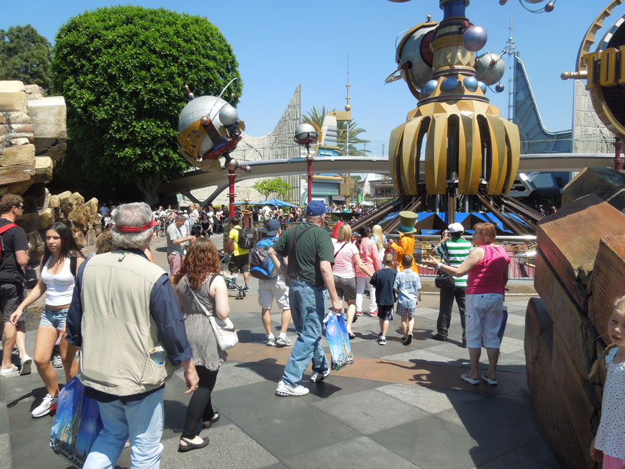 Disneyland Tomorrowland Rockets: The Astro Orbiter