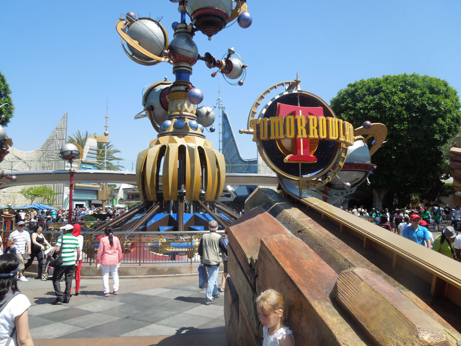 Disneyland Tomorrowland Rockets: The Astro Orbiter