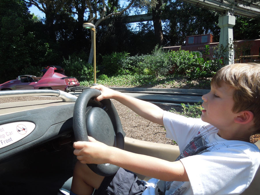 Disneyland Tomorrowland: Autopia Car