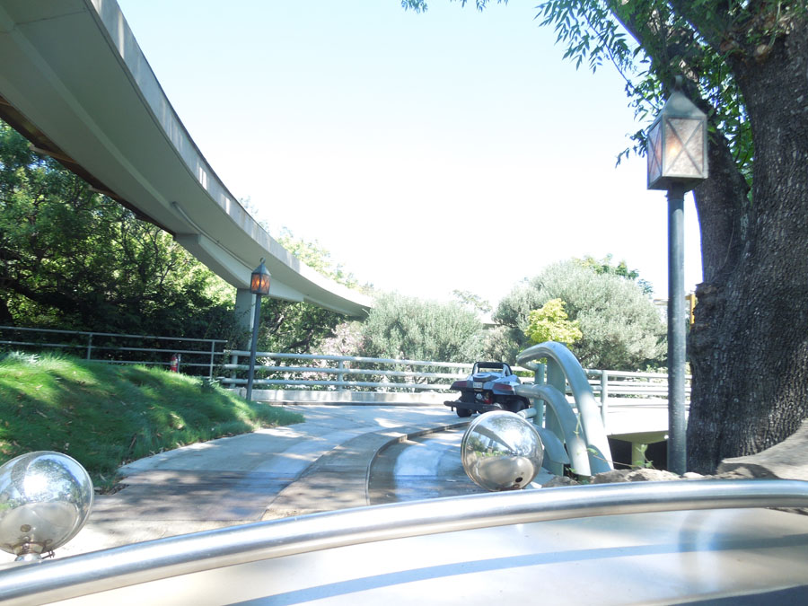 Disneyland Tomorrowland: Autopia Car