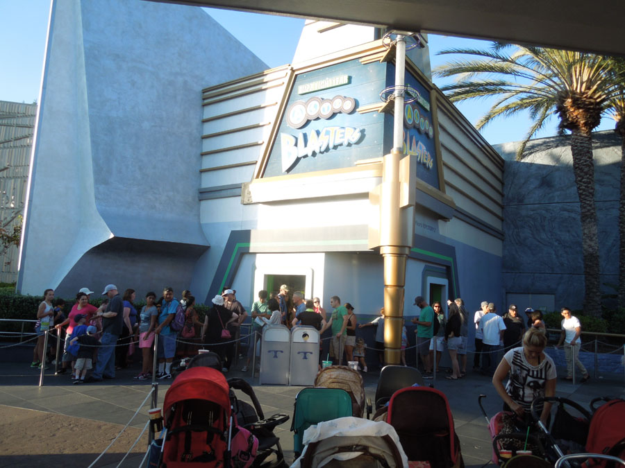Disneyland Tomorrowland: Buzz Lightyear Astro Blasters Picture