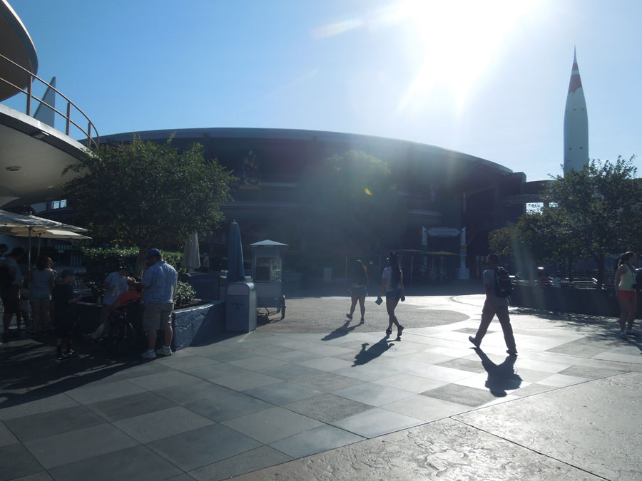 Disneyland Innoventions Building