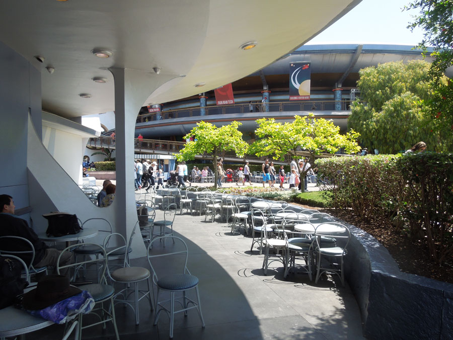 Disneyland Innoventions Building