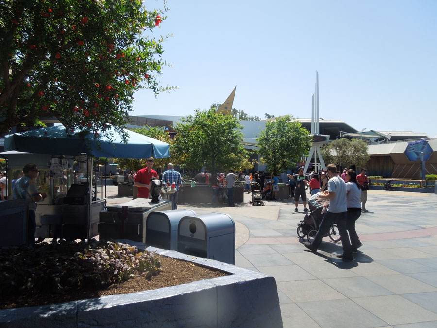 Disneyland Innoventions Building