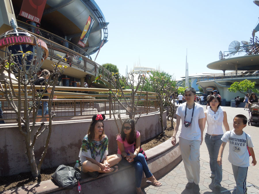 Disneyland Innoventions Building