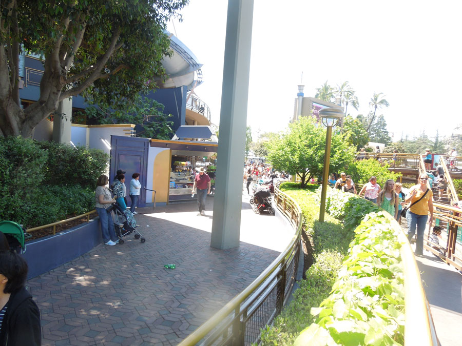 Disneyland Innoventions Building