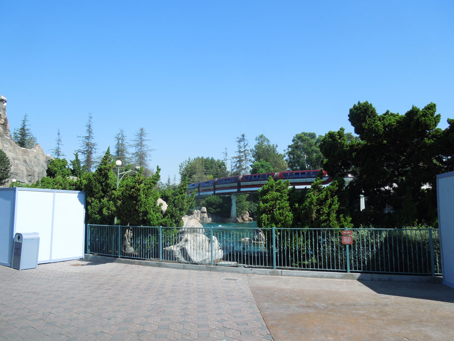 Disneyland Monorail Picture