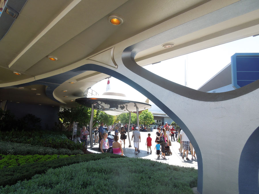 Disneyland Star Trader