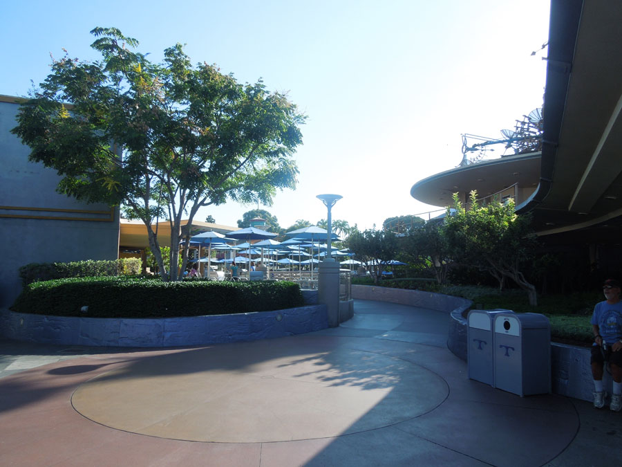 Disneyland Tomorrowland Terrace