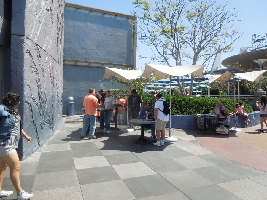 Disneyland Tomorrowland Terrace