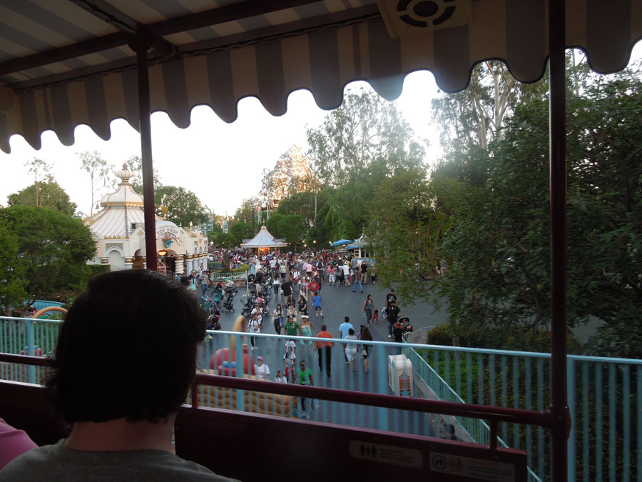 Disneyland Mickey's Toon Town Plaza