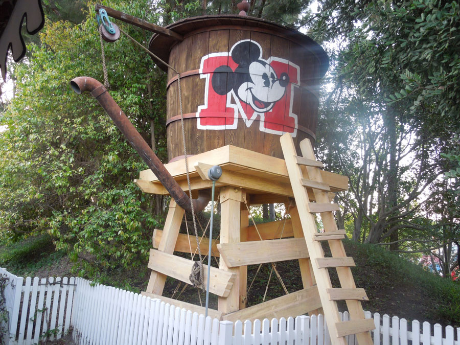 Disneyland Toon Town Railroad Station